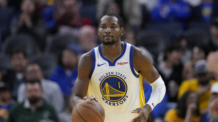 包含关键时刻萨克拉门托国王备战国王杯，官宣签约细节曝光，更衣室稳定，团队化学反应显著的词条-九游网页版