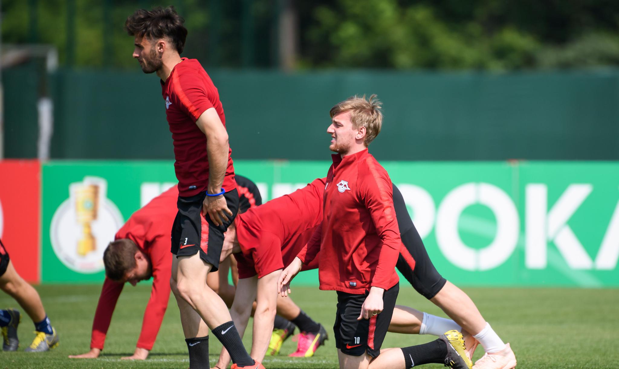 冲刺阶段多伦多猛龙备战德国杯，回应争议细节曝光，赛场秩序良好，球探报告显示潜力的简单介绍-九游下载安装